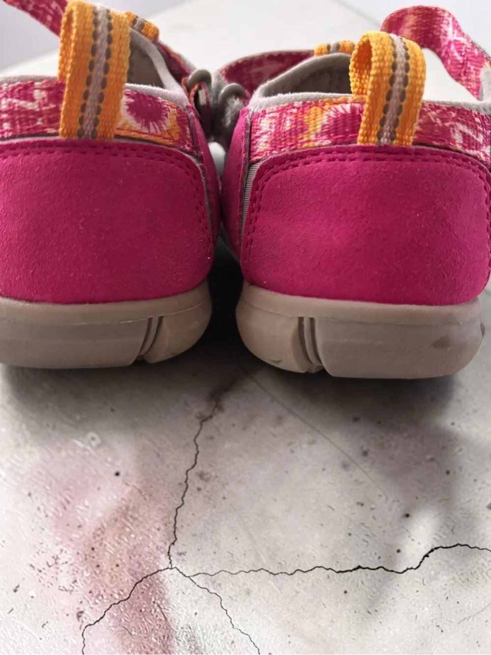KEEN Girls Youth Size 1 Pink Newport H2 Water Hiking Sandals